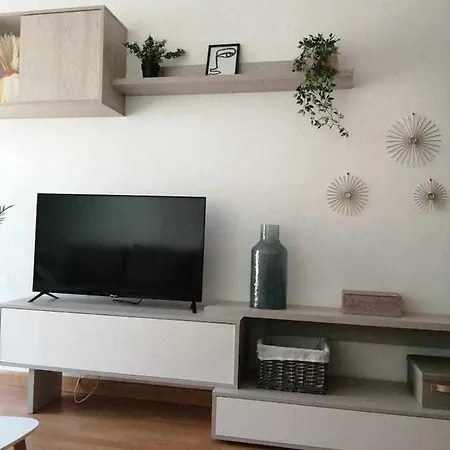 Ojos De Norah Boutique *